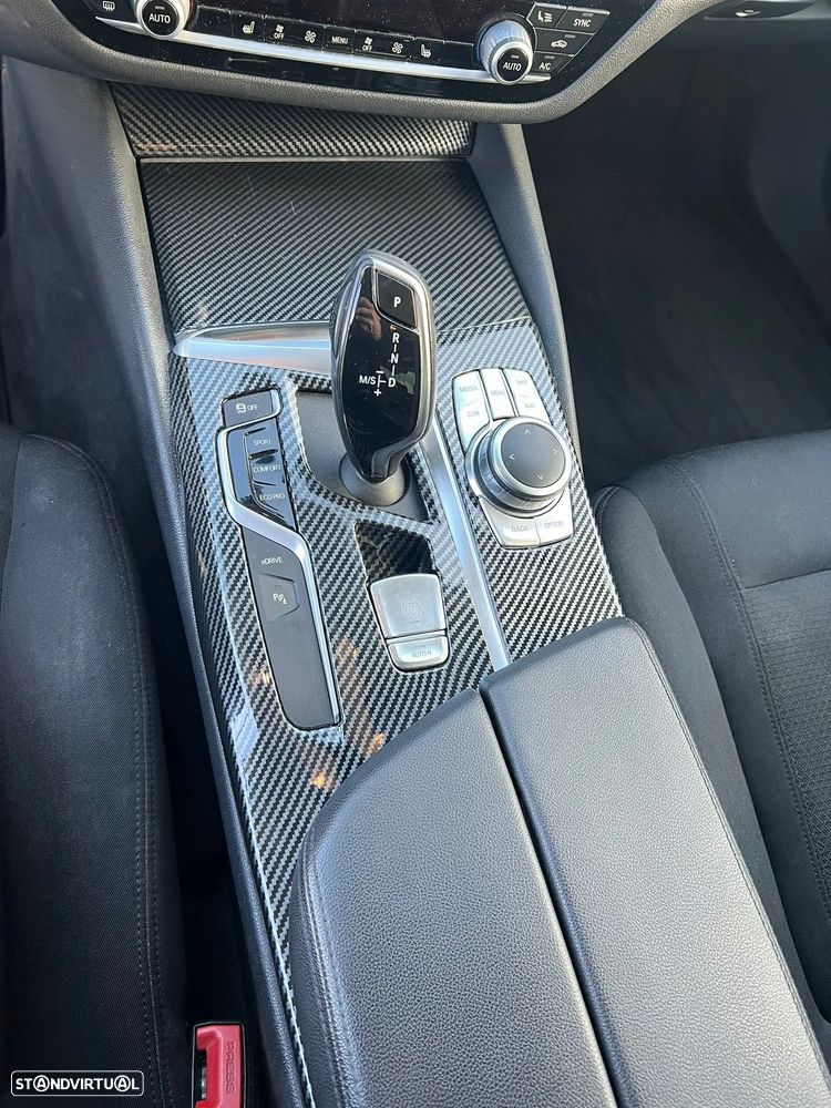 BMW 530 e iPerformance Line Luxury - 11