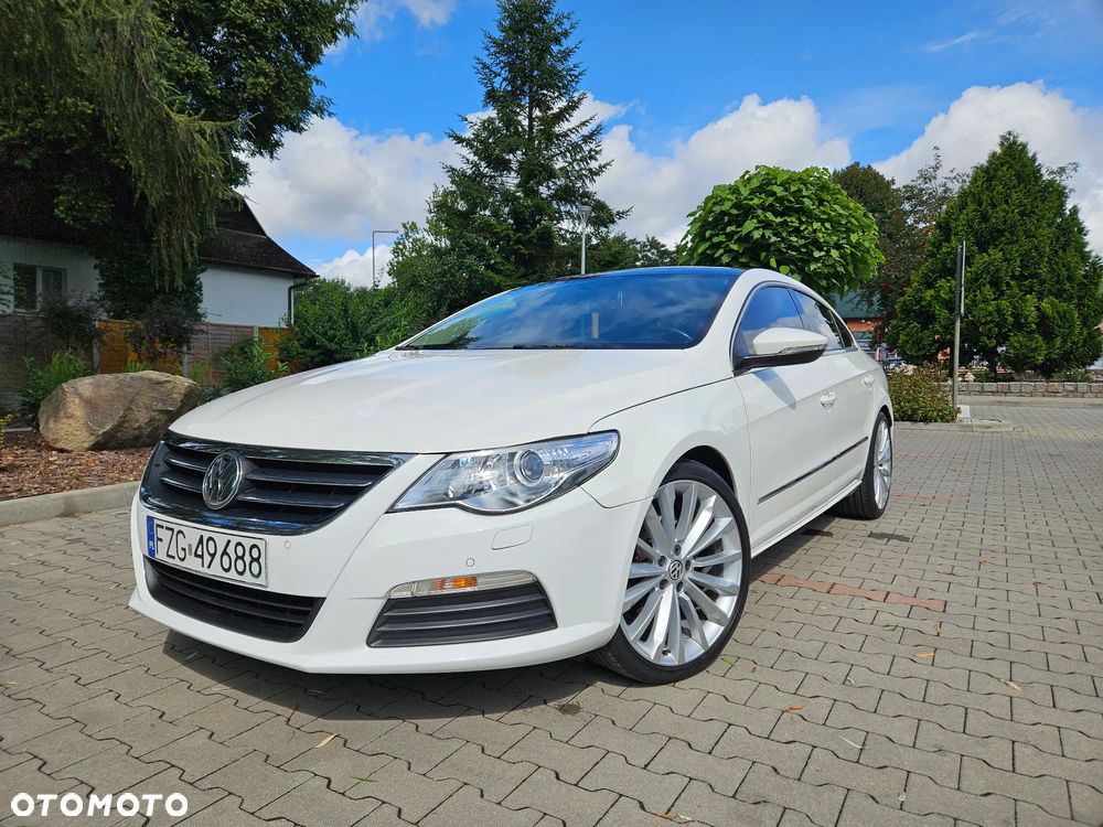 Volkswagen Passat CC - 1
