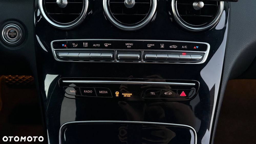 Mercedes-Benz Klasa C 200 9G-TRONIC Avantgarde - 24