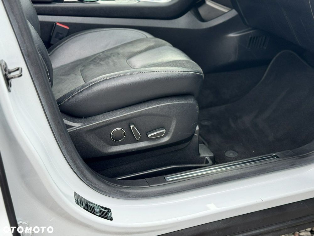 Ford Galaxy 2.0 TDCi Titanium - 40