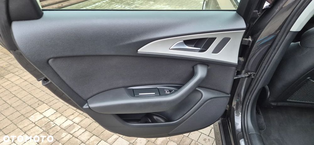 Audi A6 Avant 2.0 TDI Ultra S tronic - 28