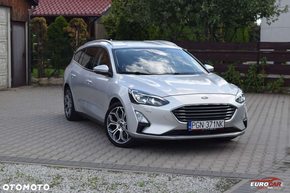 Ford Focus 1.0 EcoBoost Titanium Business - 36