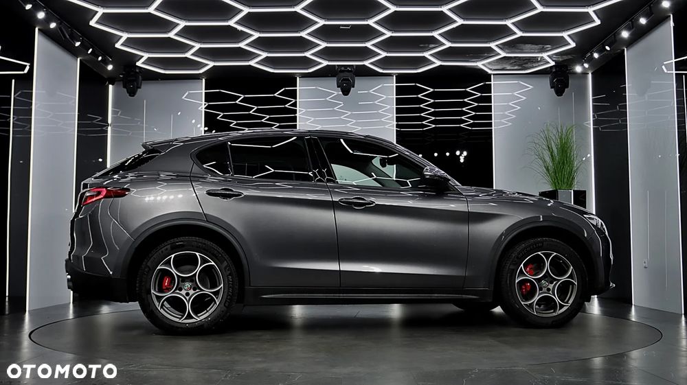 Alfa Romeo Stelvio 2.0 Turbo Q4 - 11