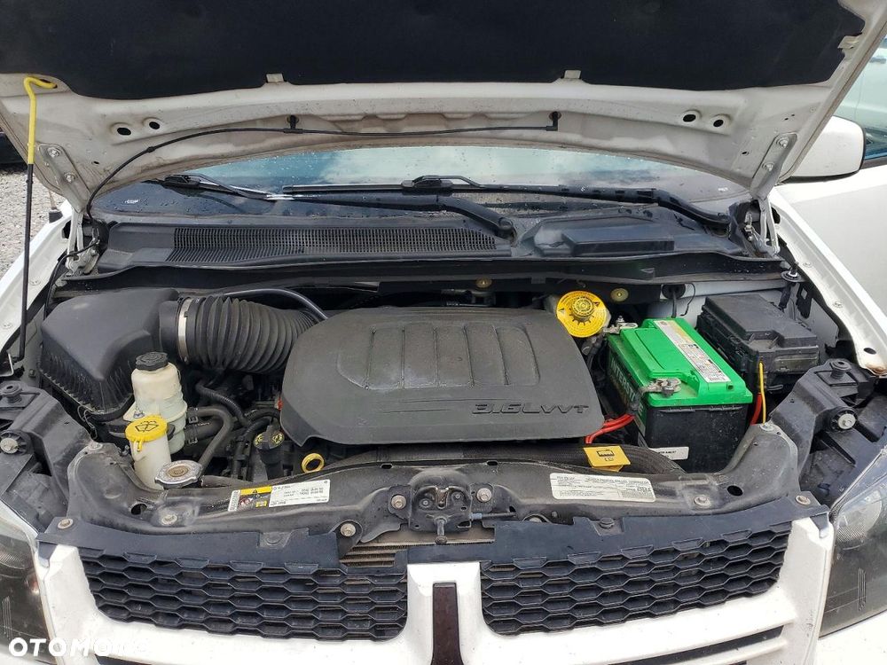 Dodge Grand Caravan 3.6 R/T - 33