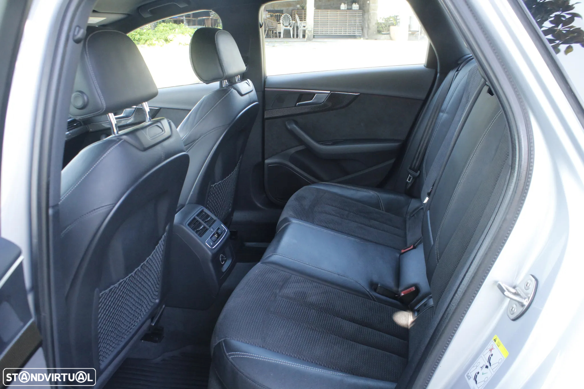 Audi S4 Avant 3.0 TFSI quattro tiptronic - 30