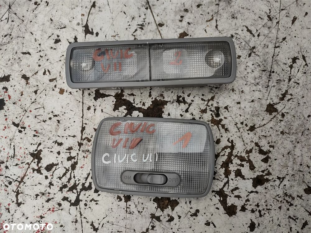 Honda Civic VII Lampka podsufitki - 1