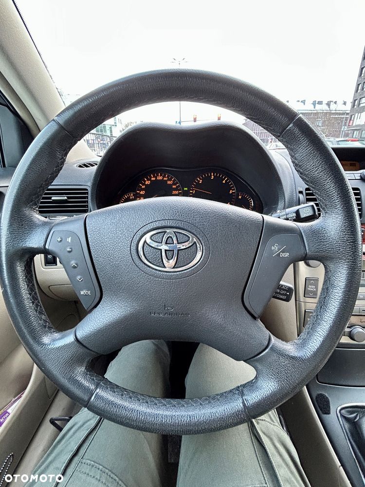 Toyota Avensis 2.2 D-4D Prestige - 7