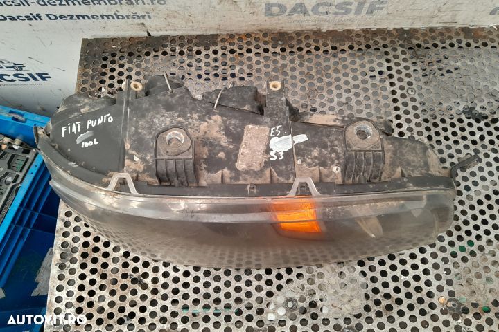 Far dreapta Fiat Punto 2 [1999 - 2003] Hatchback 5-usi 1.2 MT (80 hp) - 1