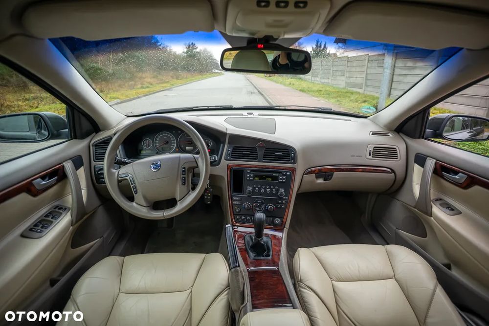 Volvo V70 2.4D5 Summum - 27