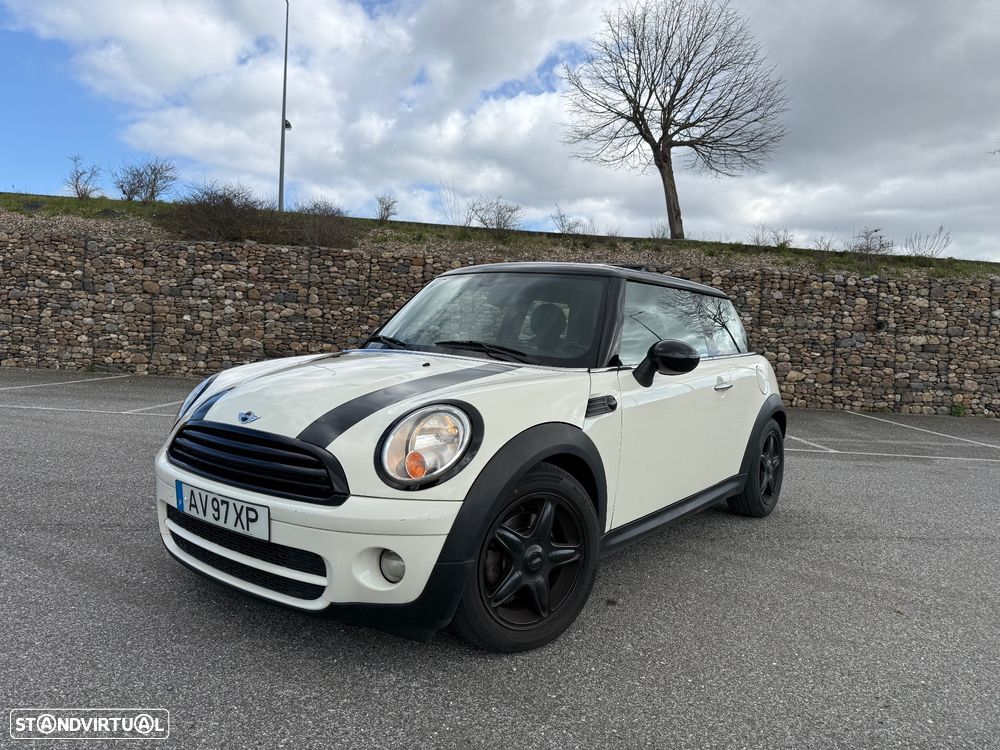 MINI 3 Portas Cooper D - 12