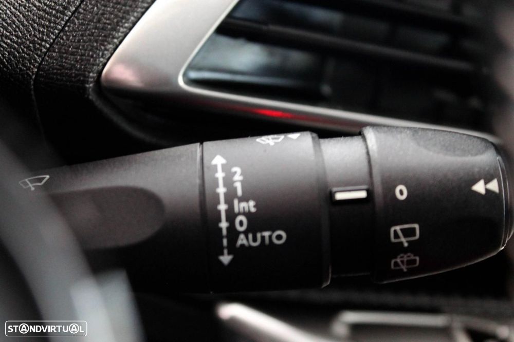 Peugeot 3008 1.5 BlueHDi Style - 27