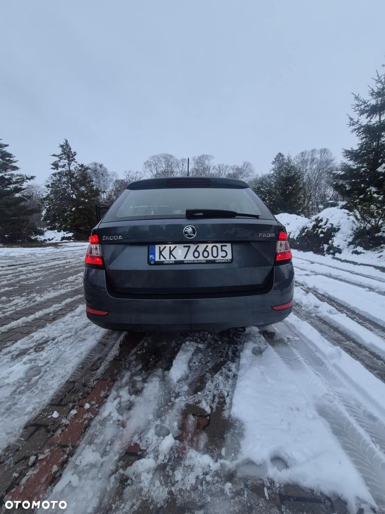 Skoda Fabia 1.0 Ambition - 7