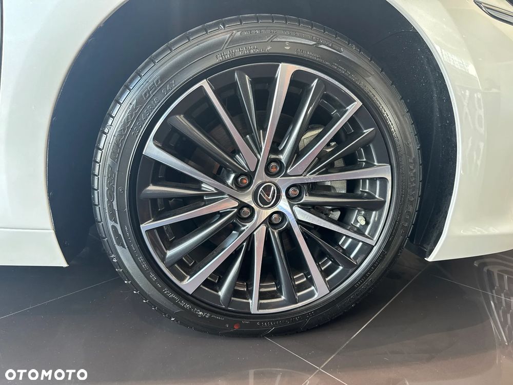 Lexus ES - 19