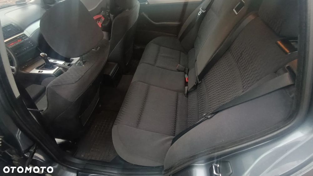 BMW Seria 3 320i - 20