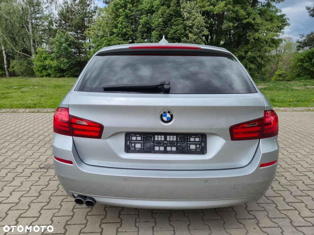 BMW Seria 5 525d xDrive Sport-Aut - 8