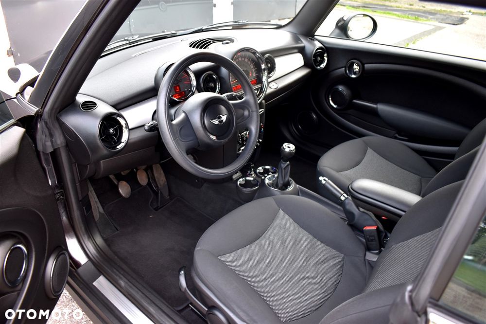 MINI Cooper Brick Lane - 18