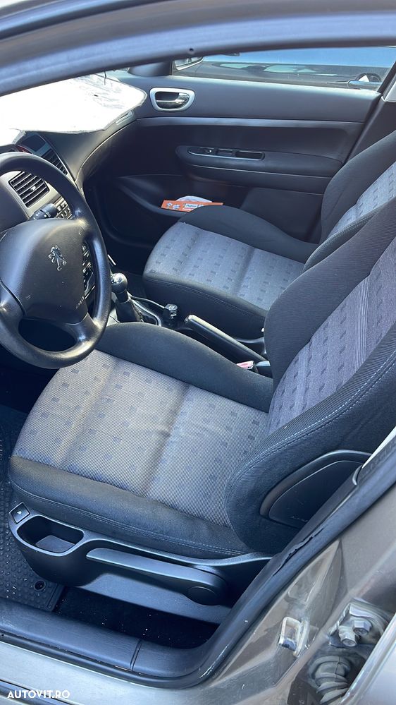 Peugeot 307 SW 2.0HDi - 6