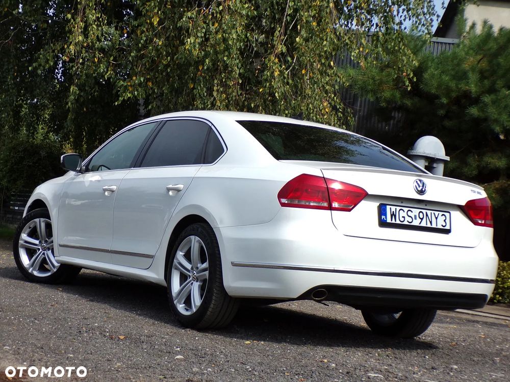Volkswagen Passat 2.0 TDI SCR Highline DSG - 2
