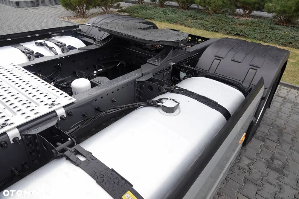 Volvo FH 500 / I-SAVE / KLIMATYZACJA POSTOJOWA / I-SHIFT / ALUFELGI - 13