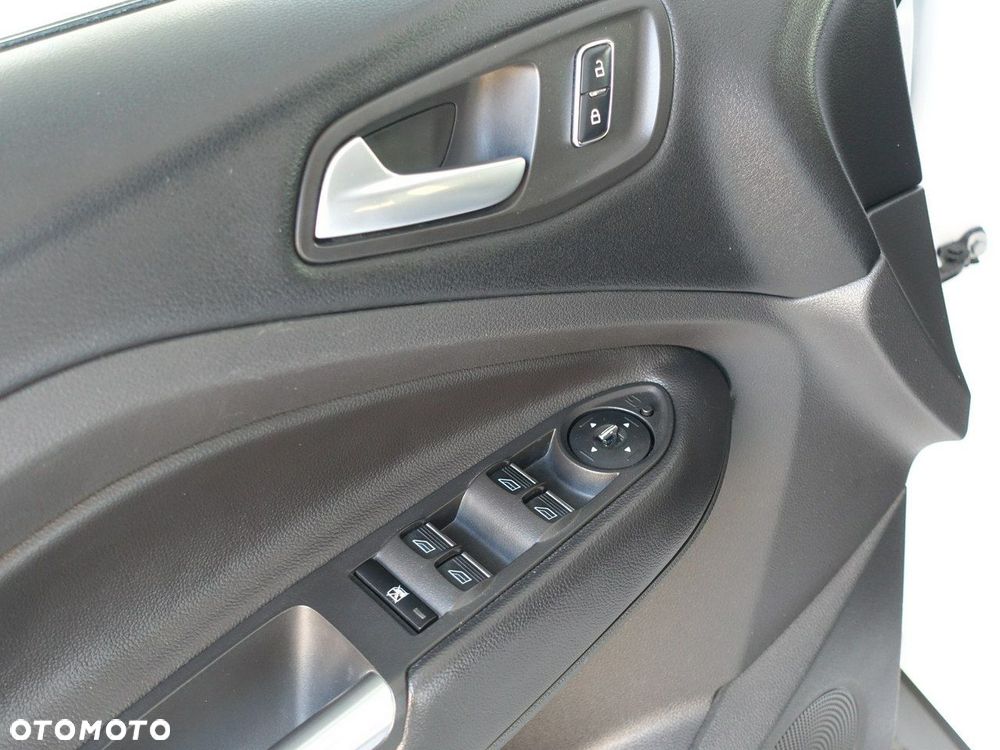 Ford Kuga 2.0 TDCi Titanium - 14