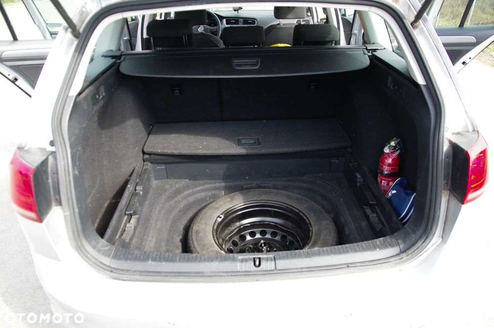 Volkswagen Golf - 23