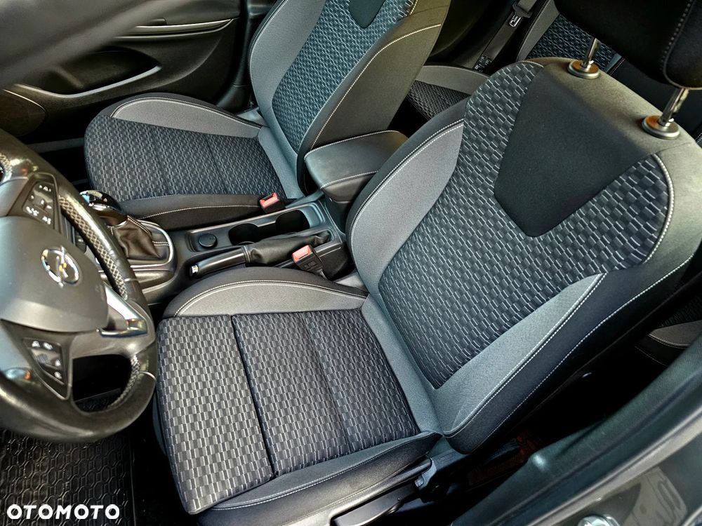 Opel Astra 1.2 T S&S - 11