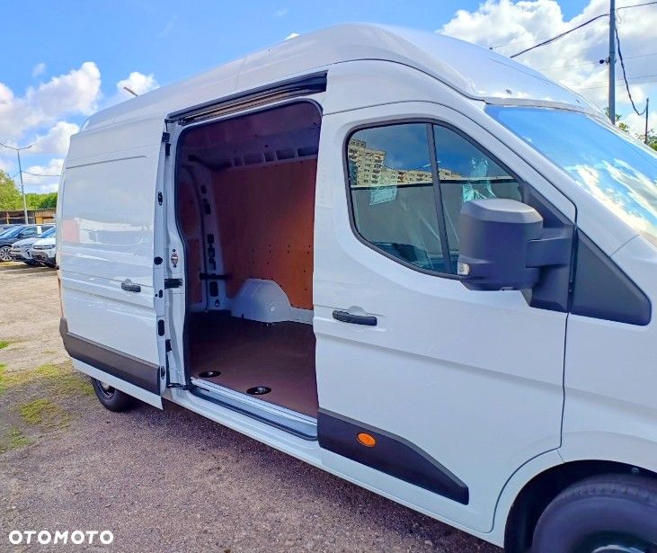 Renault Nowy Master - 8