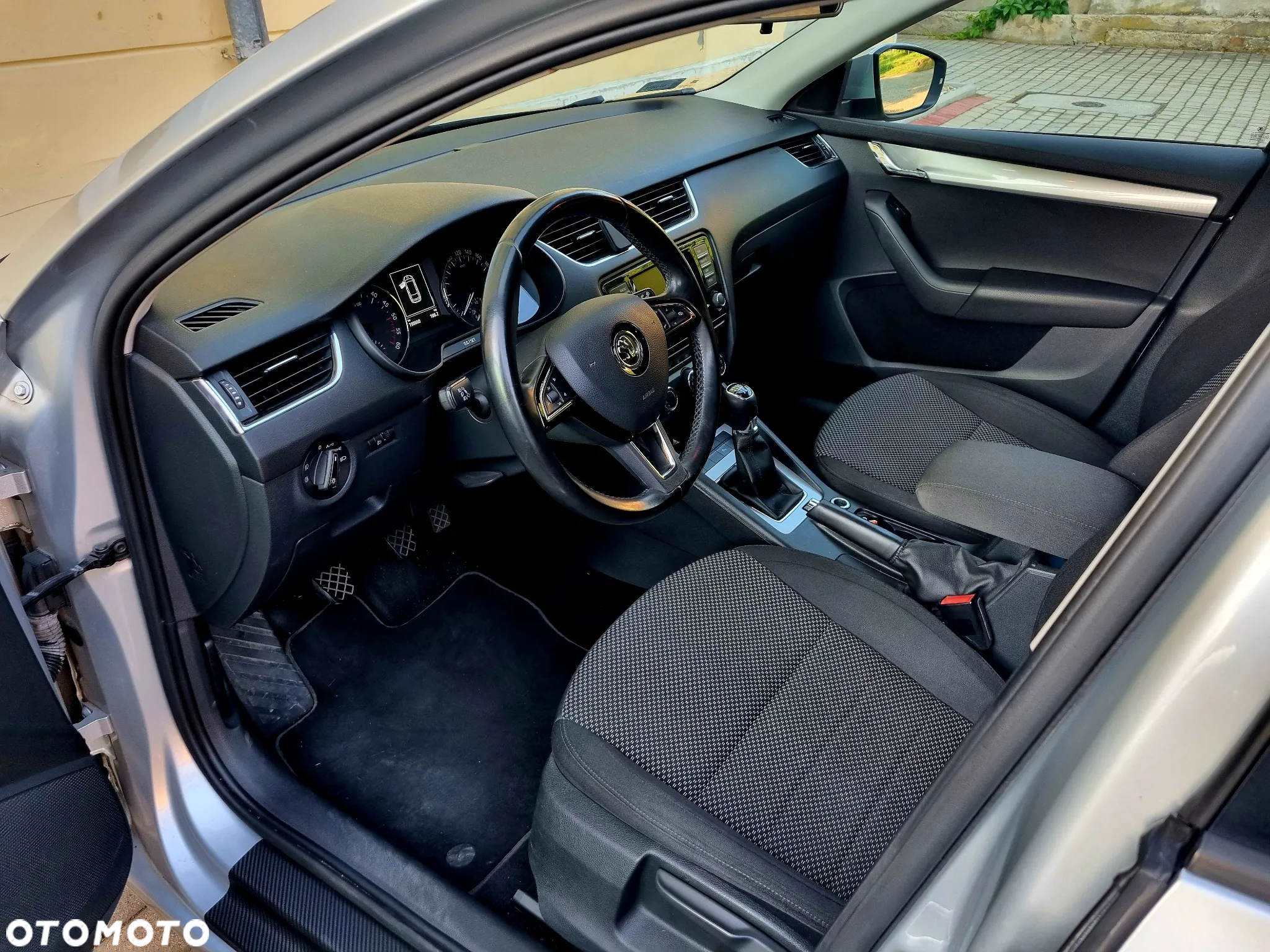 Skoda Octavia 1.6 TDI Ambition - 15