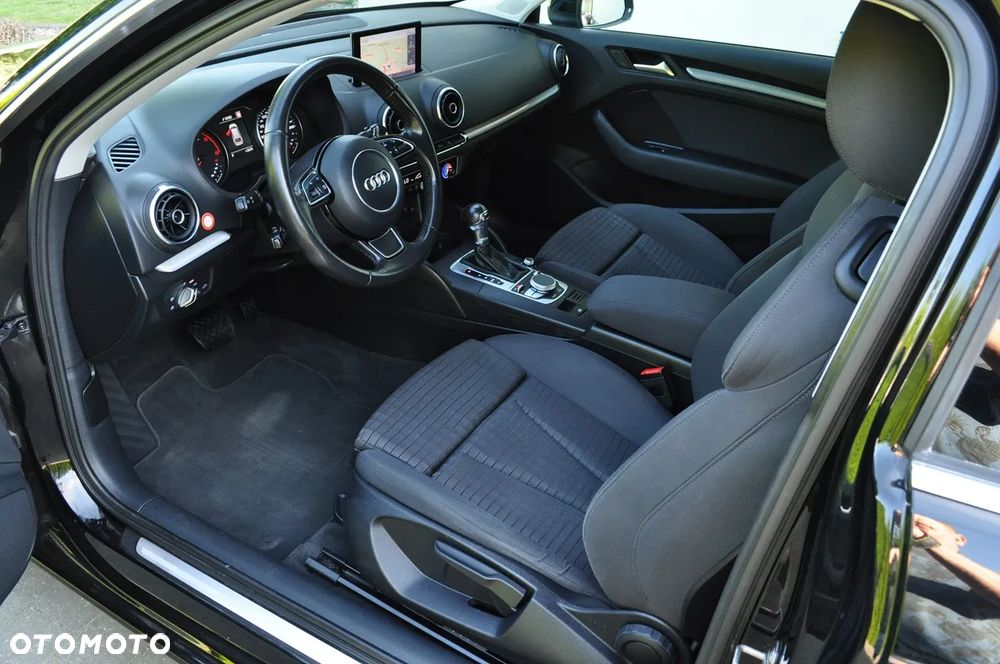 Audi A3 3-drzwiowe 2.0 TDI S tronic - 5