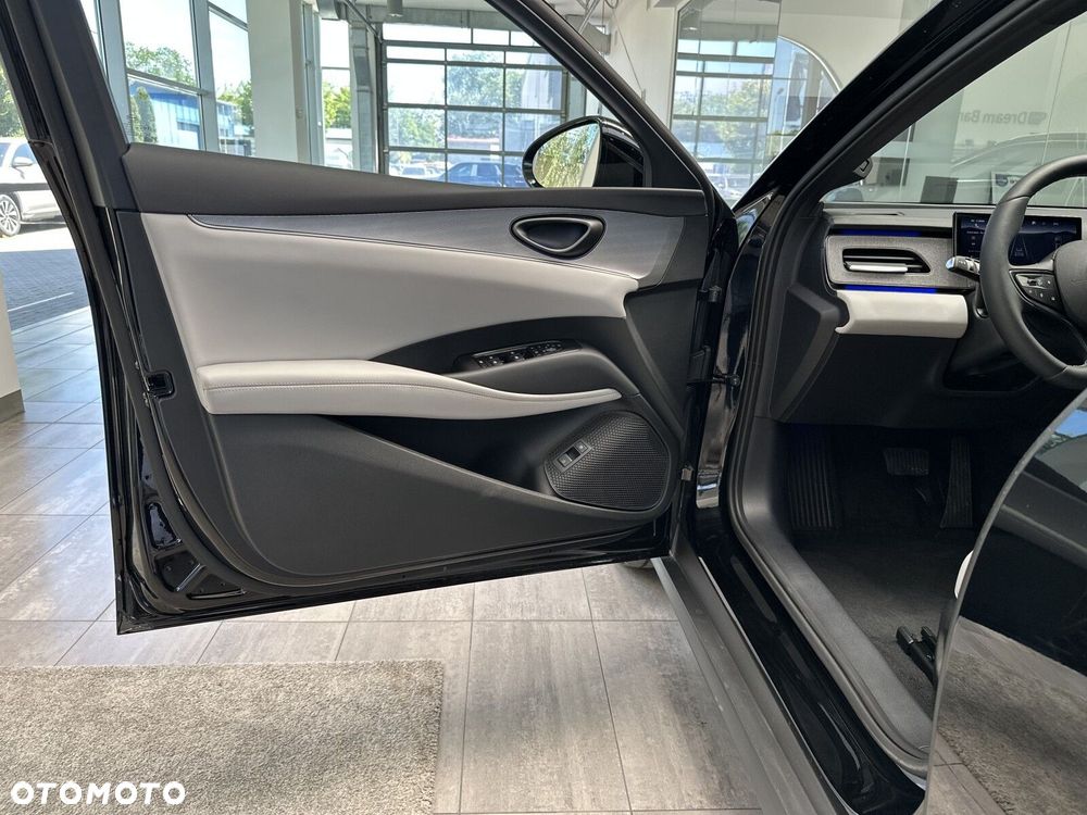 BYD Seal 6 - 13