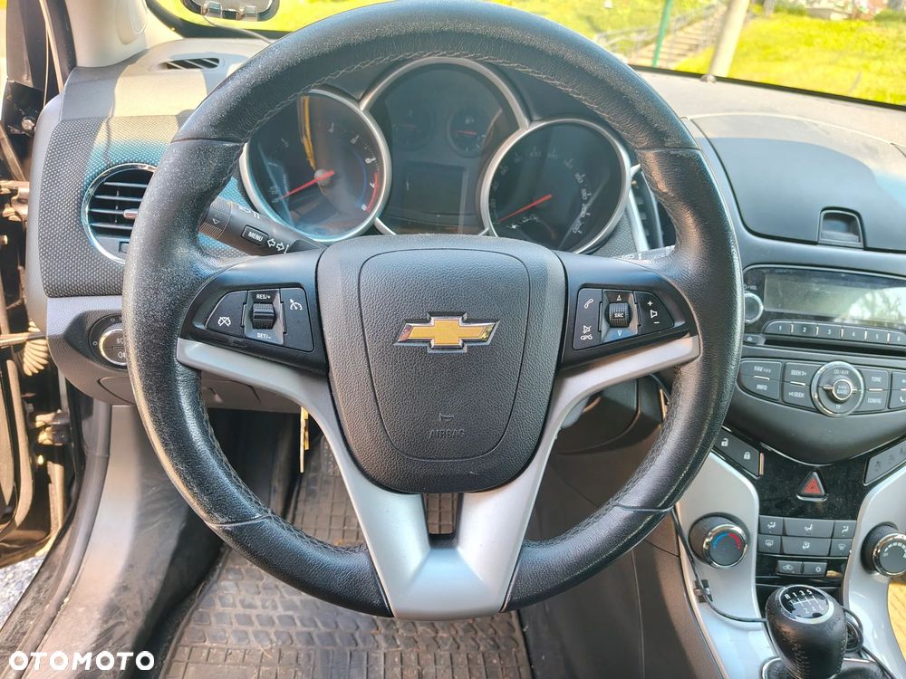 Chevrolet Cruze 1.4 T LT - 8