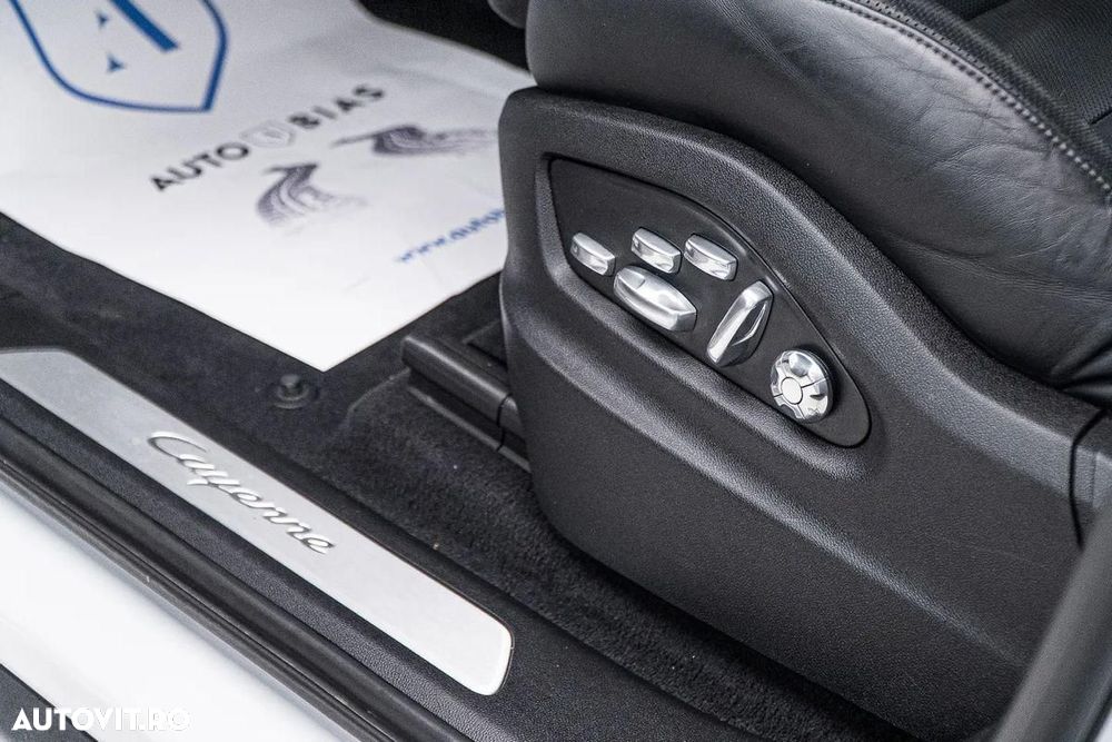 Porsche Cayenne Coupe - 21