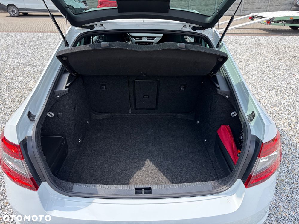 Skoda Octavia 2.0 TSI RS 230 - 7