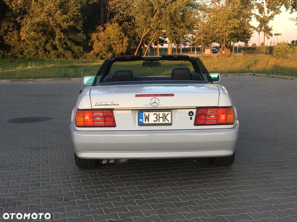 Mercedes-Benz SL - 16