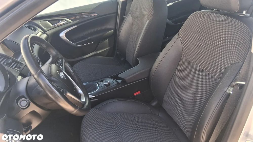 Opel Insignia 1.6 Turbo Cosmo - 13