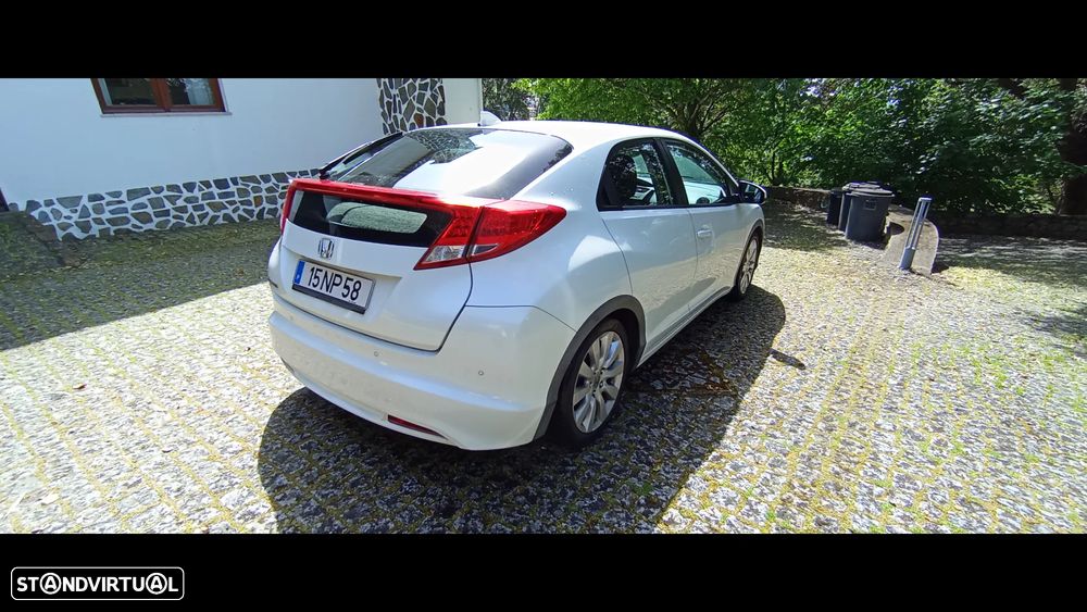 Honda Civic 1.4 i-VTEC Sport - 6