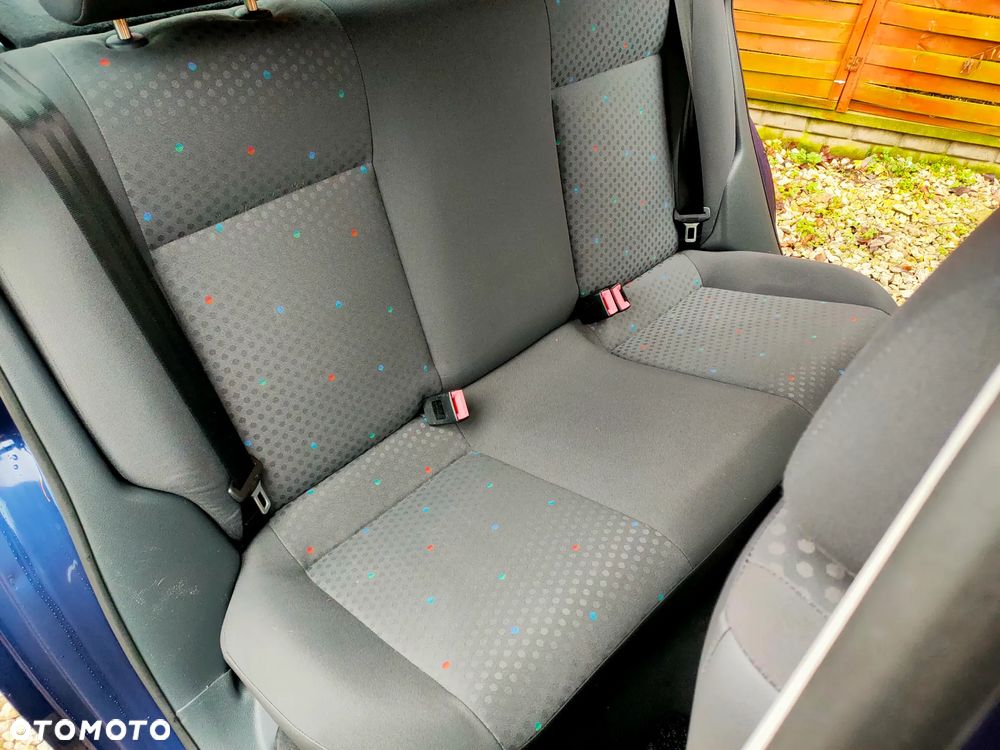 Volkswagen Polo 1.2 - 24