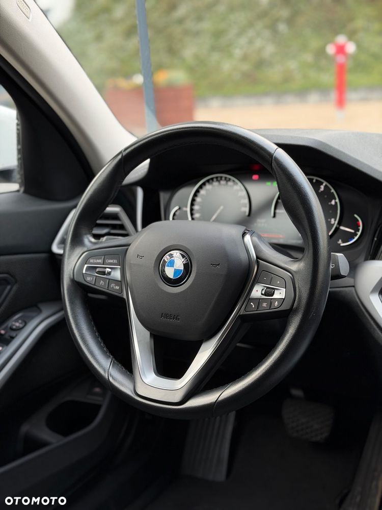 BMW Seria 3 318d Advantage - 6