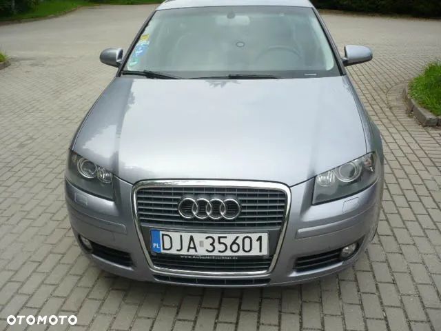 Audi A3 1.6 FSI Sportback Ambiente - 1