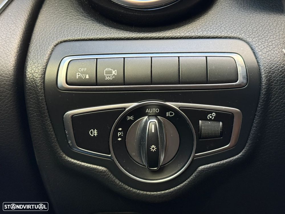 Mercedes-Benz GLC 250 d 4Matic 9G-TRONIC AMG Line - 12