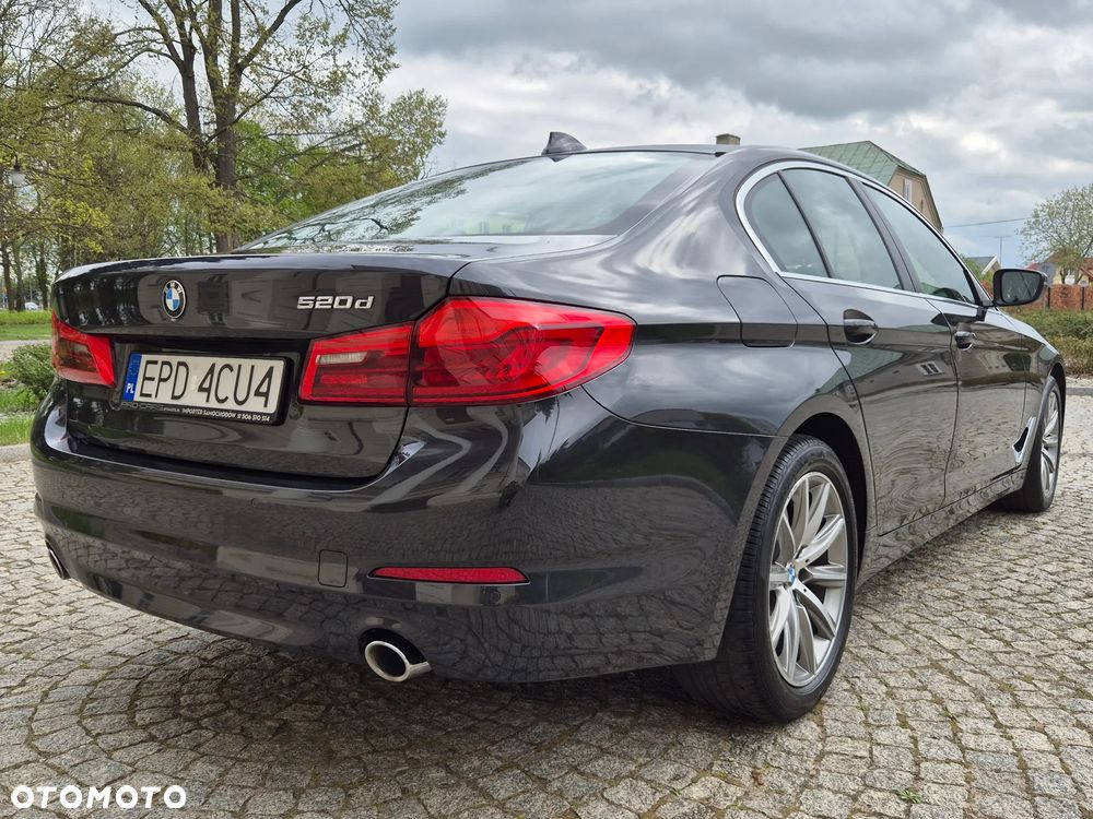 BMW Seria 5 520d - 4