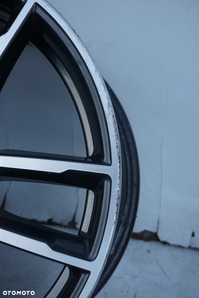BMW 5x112 18 8J et30 8093915 - 3