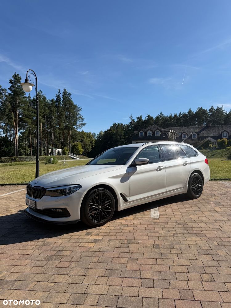 BMW Seria 5 520d Luxury Line - 2