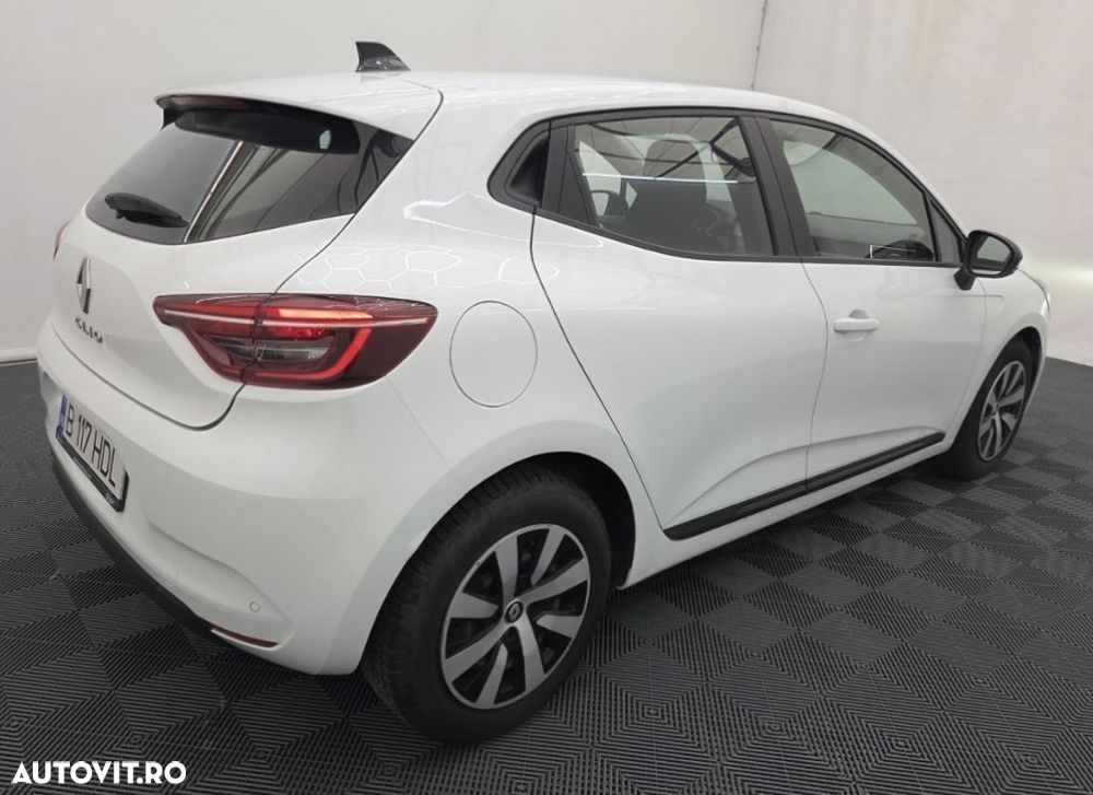 RENAULT Clio 2023 — imagine 2