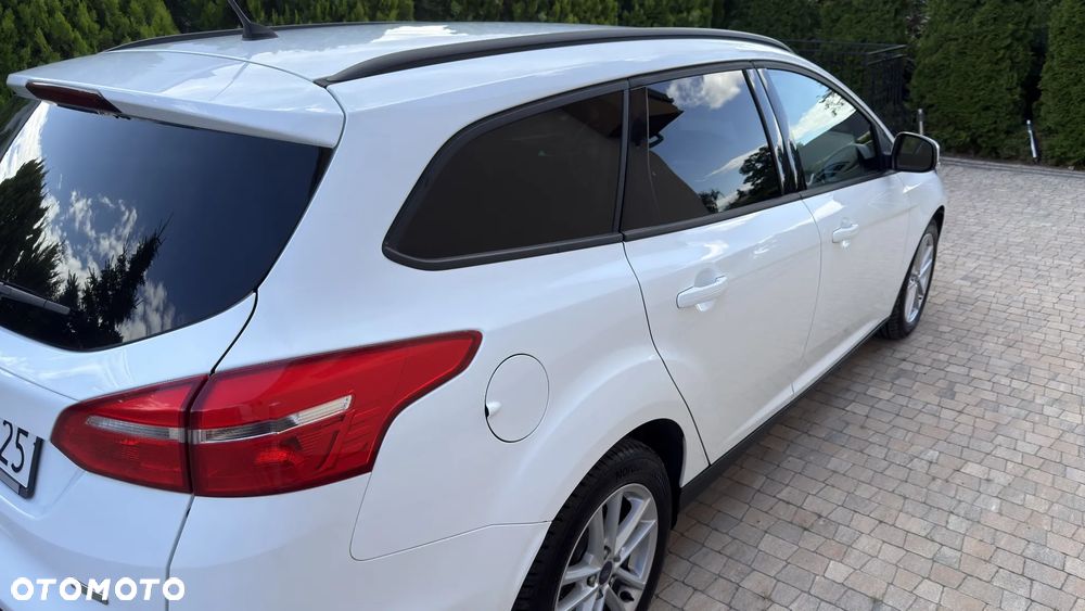 Ford Focus 1.0 EcoBoost SYNC Edition ASS PowerShift - 3