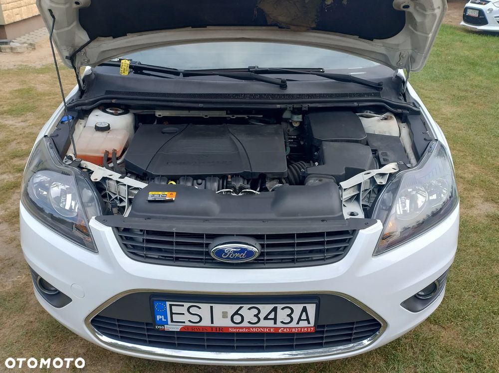 Ford Focus 2.0 16V Sport - 25