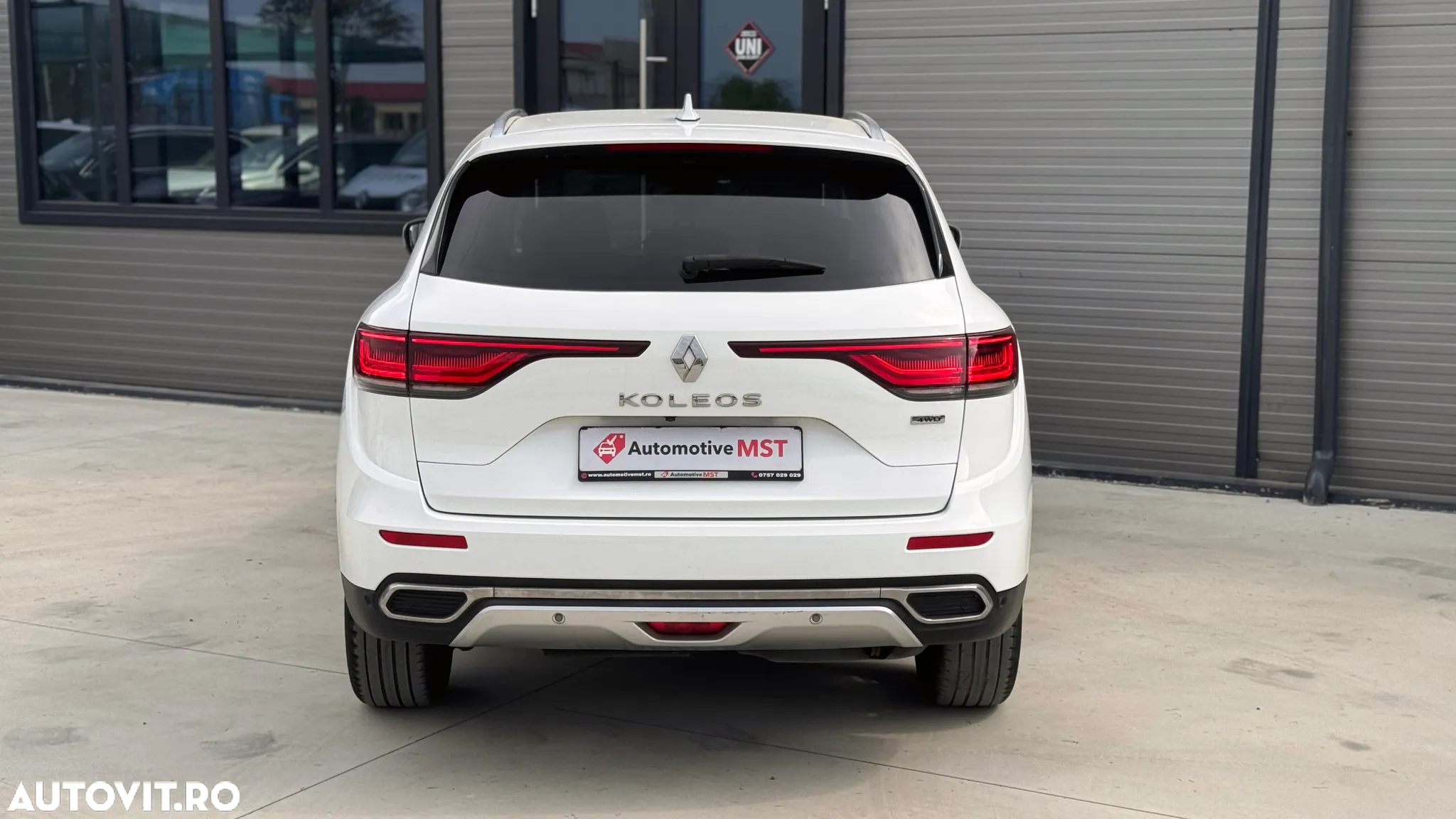 Renault Koleos BLUE dCi 185 4WD X-tronic INTENS - 6