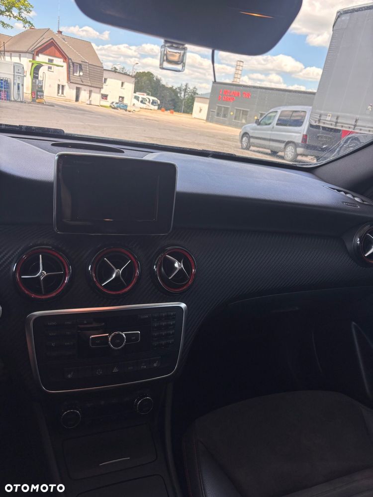 Mercedes-Benz Klasa A 250 Sport - 23