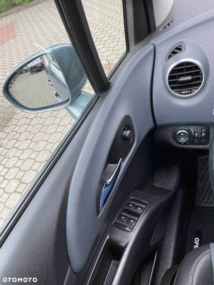 Opel Meriva - 22