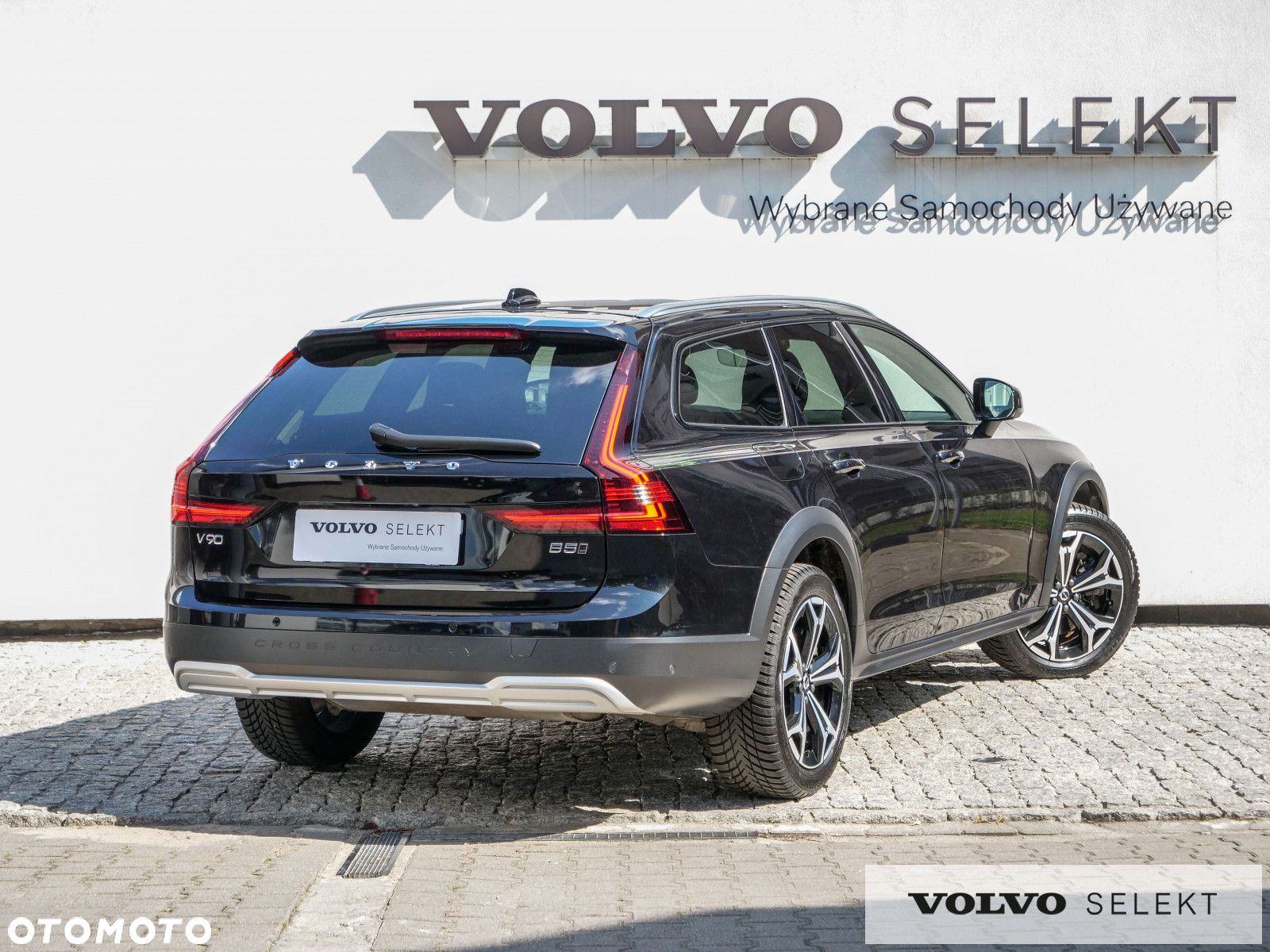 Volvo V90 Cross Country - 9